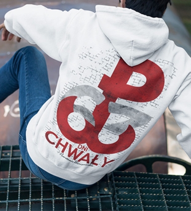 Bluza z kapturem 63 DNI CHWAŁY